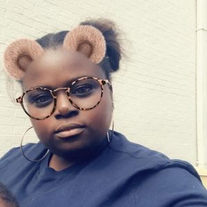 Meet your Posher, Cece